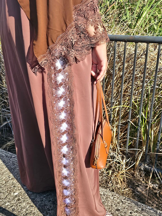 Chocolate Brown Lace- Qahwa