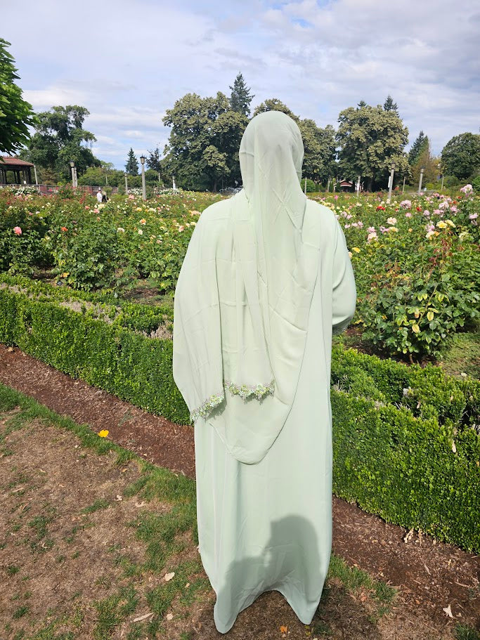 Mint Green Lace- Rawdah